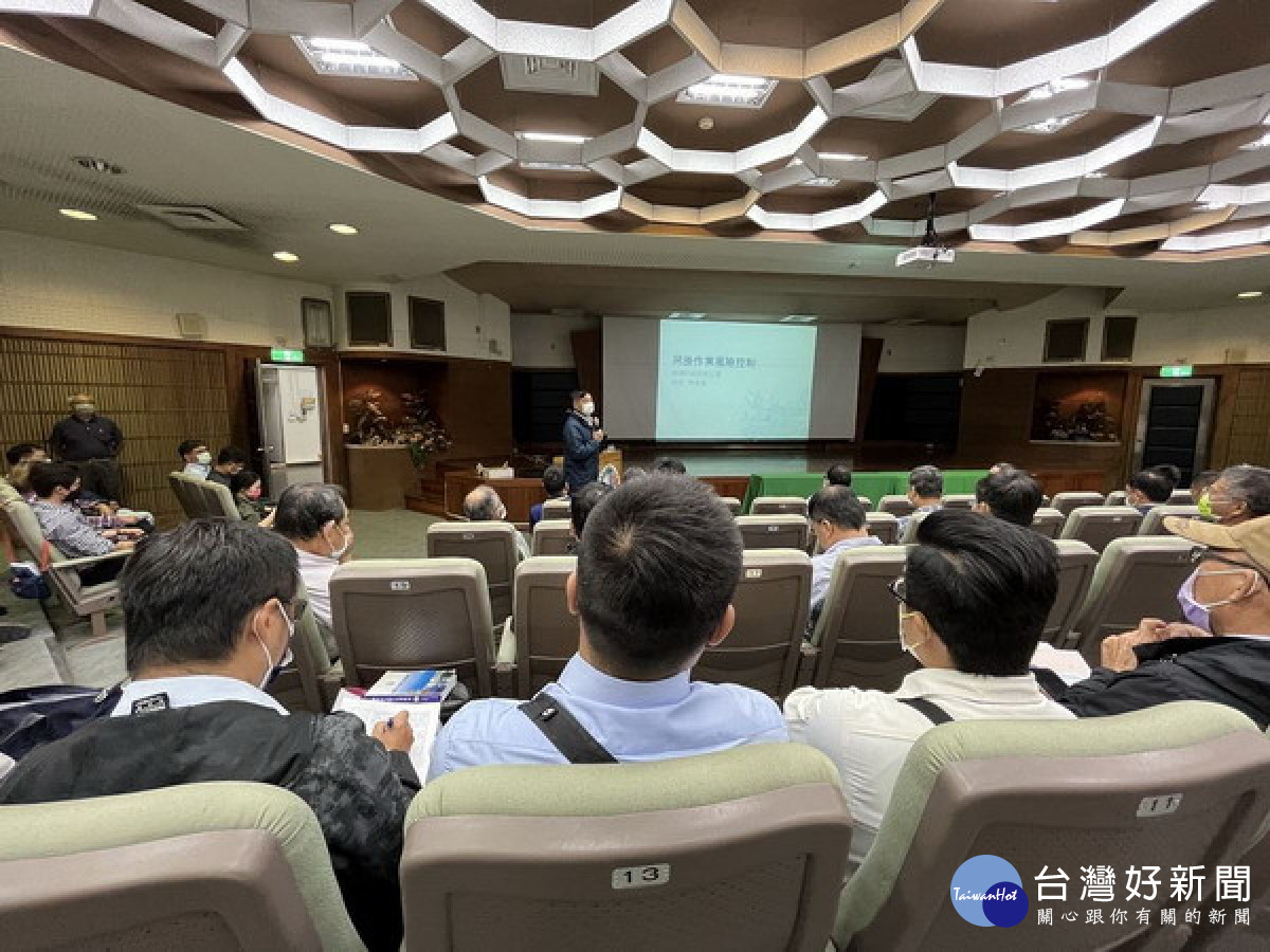 ▲高市勞工局舉辦工地塔吊作業防災宣導會。(圖/記者 許高祥 翻攝)
