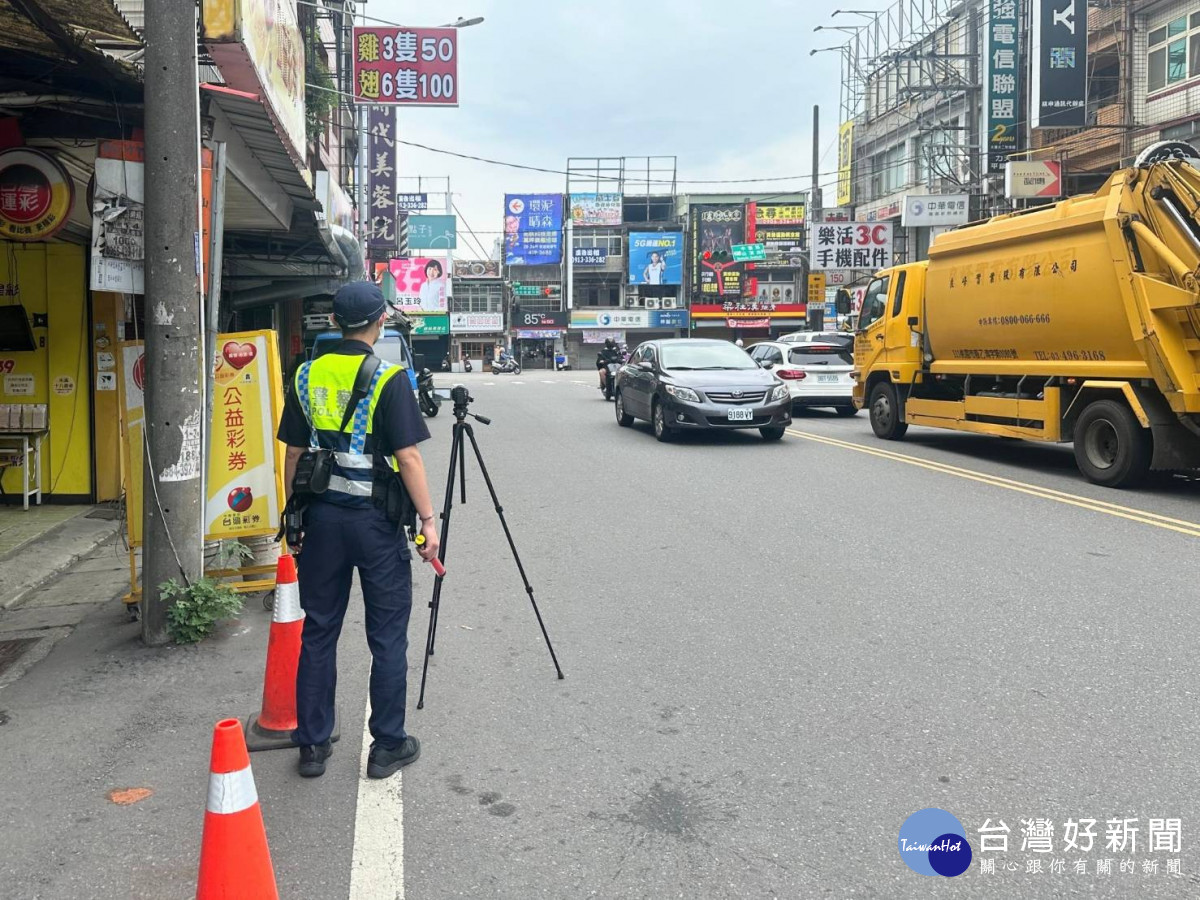 行人高發事故路口專案執法，平鎮警打造安全行人環境。<br /><br />
