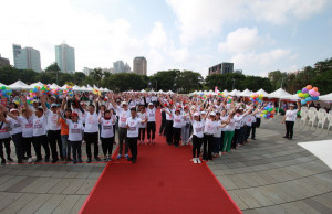 ▲目前高市志工人數已達11萬餘人，生活周遭常可看見志工們充滿熱忱。
