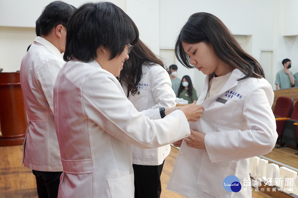 大葉視光系肩負責任實踐專業　展開實習成為優秀且專業醫事人員