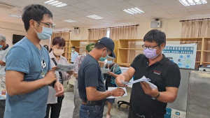 ▲高市培育專業人才進行媒合與補助，海洋局輔導青年返鄉從事漁牧。（圖／記者 許高祥 翻攝）