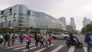 台北市忠孝東路與光復南路口街景（圖／資料照片，圖源：台灣好新聞編輯部拍攝）