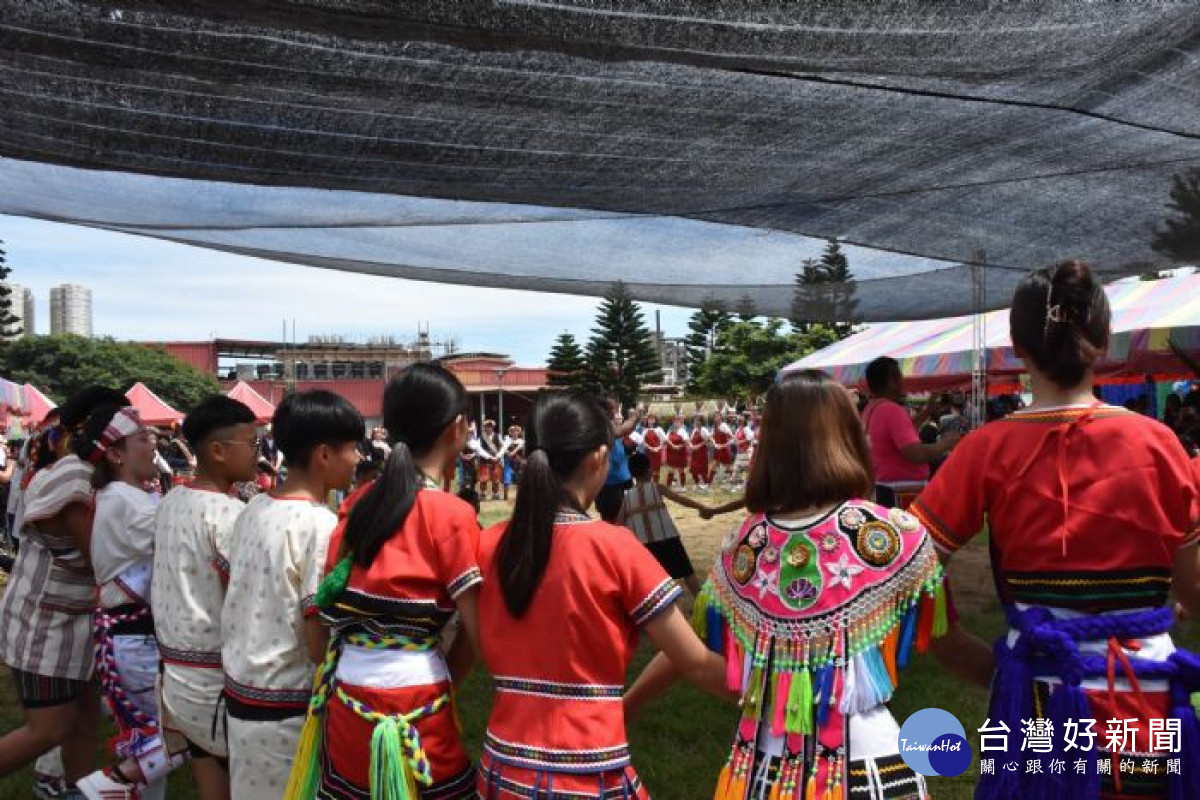 桃園市觀音區原住民族豐年祭。