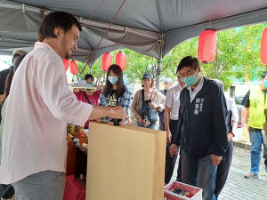 ▲高市身心障礙者創意市集第二彈於博訓中心廣場登場。（圖／記者 許高祥 翻攝）