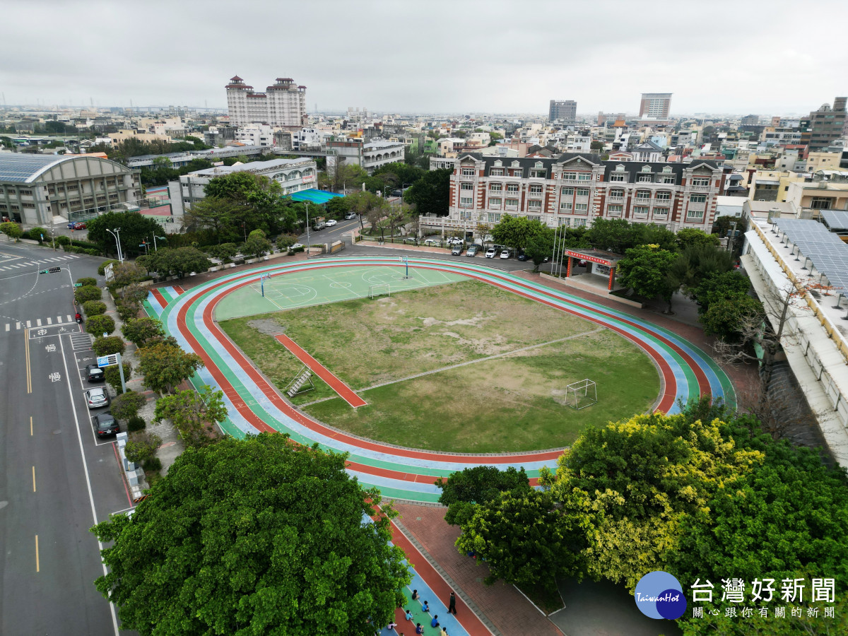 洛津國小操場空拍圖。圖／彰化縣政府提供