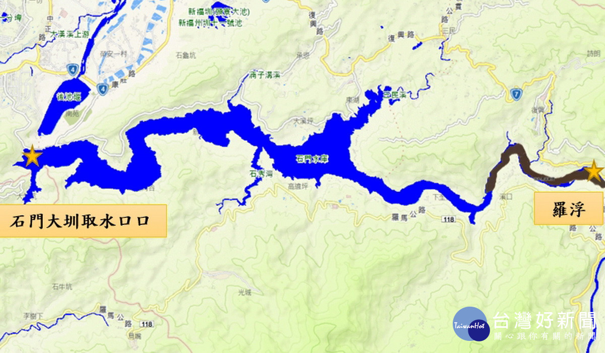 石門水庫羅浮橋段出現藻類增生，距水庫取水口約15公里。