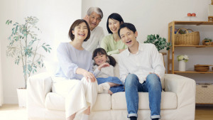 中壽建議民眾掌握「堆疊式」投保策略，讓保障能更符合自身需求。