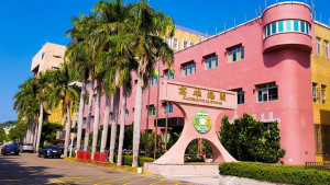 ▲高雄海關線上申請復查機制已上線，商民請善加利用。