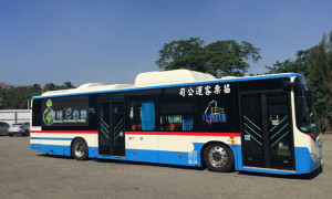 苗栗客運低地板電動大客車（圖／資料照片，圖源：翻攝自苗栗客運官方網站）