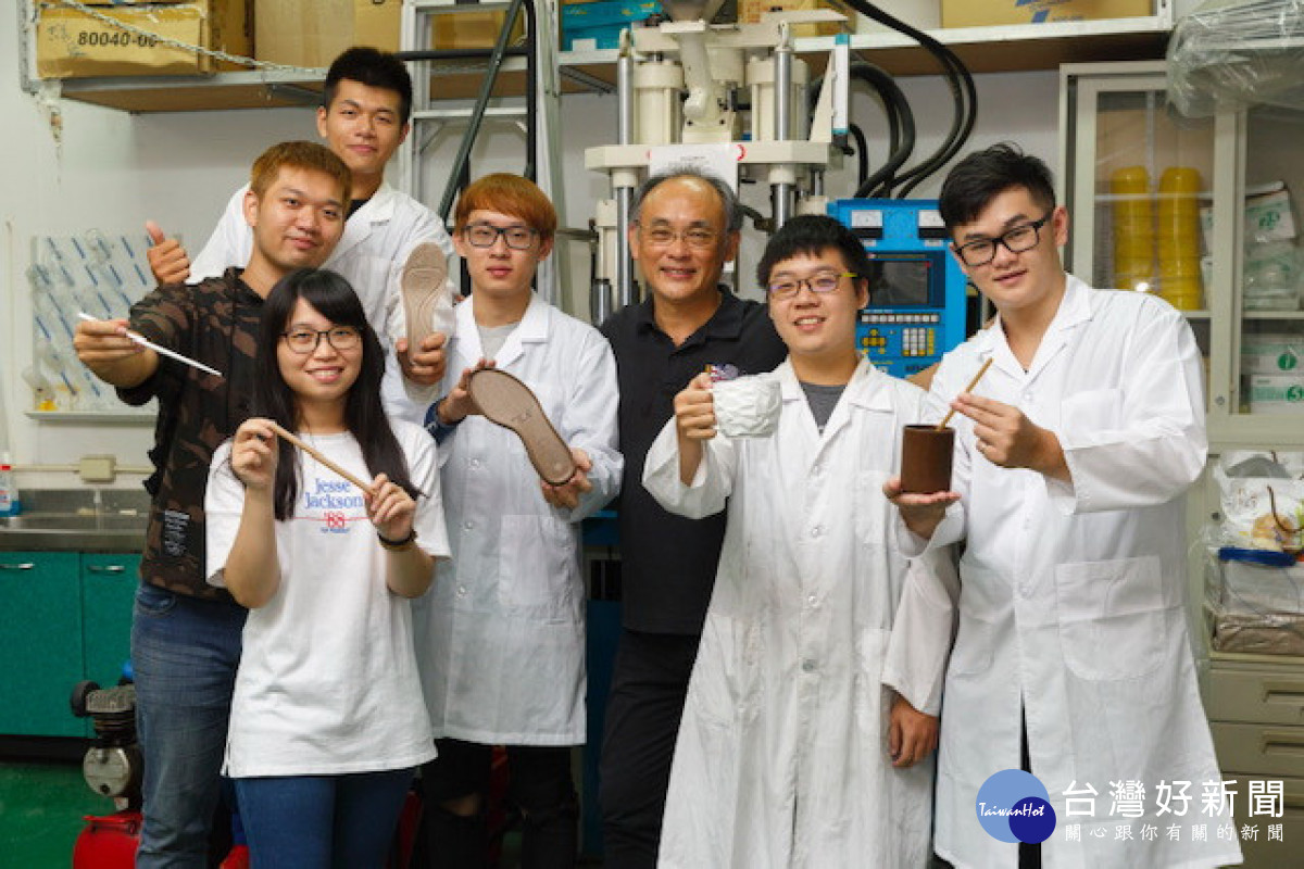 經濟部iPAS塑膠材料應用工程師認證　朝陽科大通過率全台之冠