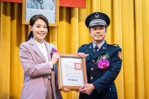 高市長頒發新任義警大隊長周鑫宏派令