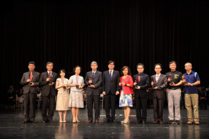 ▲高市辦理高中以下學校112學年度新卸任校長布達暨交接典禮。
