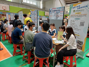 ▲高市勞工局預計於19日在岡山農工舉辦「創薪起飛 魅力高雄」北高雄徵才活動。