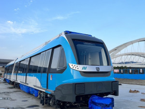 三鶯首列車進駐三峽機廠（圖／翻攝自新北捷運局臉書）