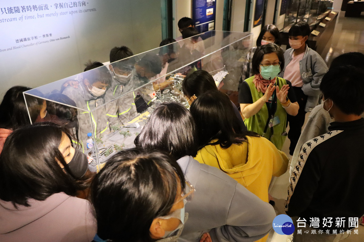 2022第一屆徵文比賽獲獎班級前來參觀長榮海事博物館