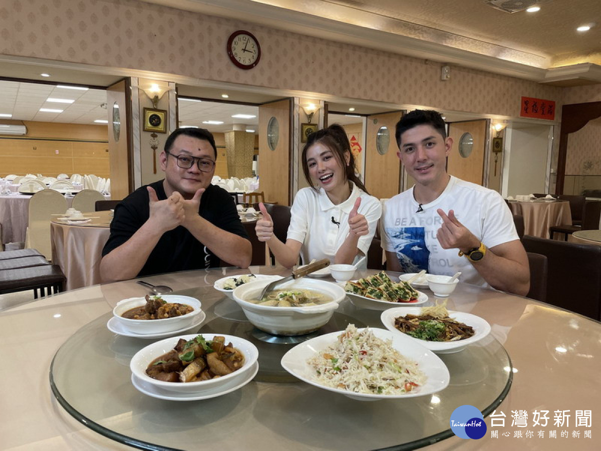 ▲「高雄玩夯局 Happy Together」用鏡頭紀錄高雄百年的獨特地方特色與飲食文化。