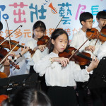 ▲高市婦幼青少年中心8號基地熱鬧滾滾，年輕人大秀「培你茁壯，藝展長才」計劃成果。