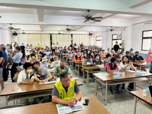 旱溪治理說明會。林重鎣