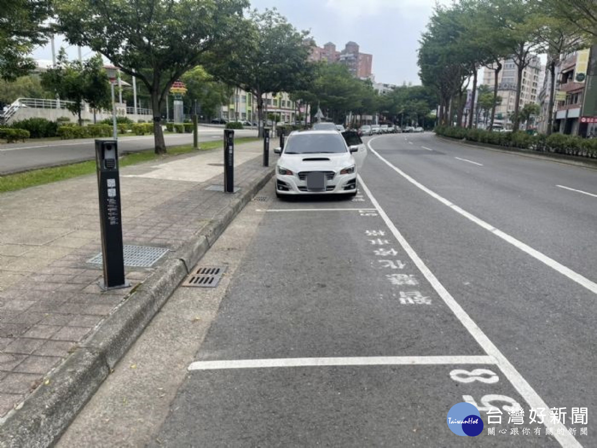 桃園試辦路邊停車格智慧化開單，三路段正式啟用。