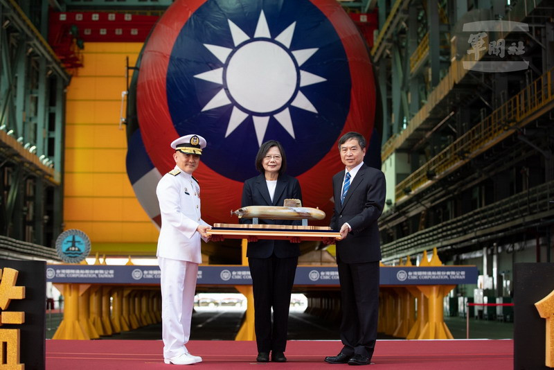 ▲台船在高雄盛大舉辦「潛艦國造原型艦」命名暨下水典禮。（圖／記者 許高祥 翻攝）<br /><br />
