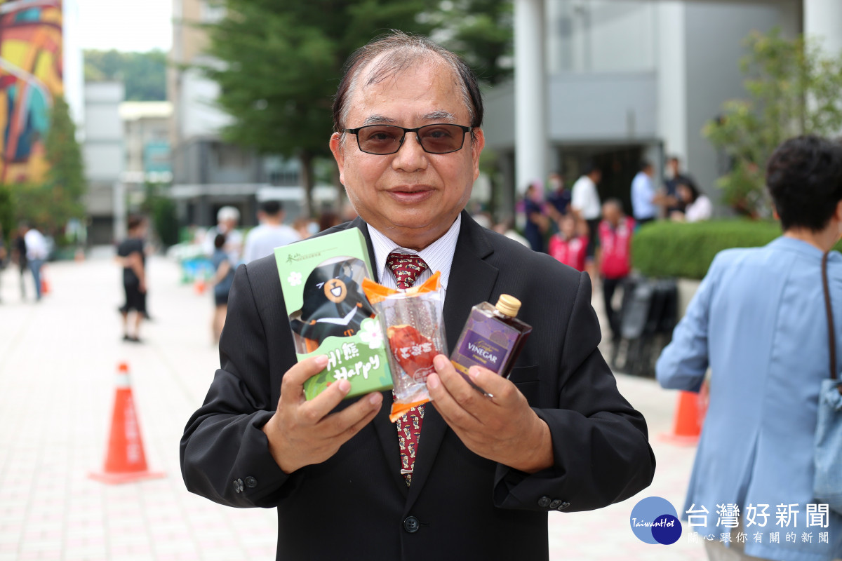 參山處長曹忠猷。