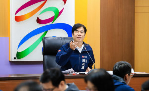▲歐盟碳關稅即將上路，陳其邁促請市府團隊全力協助在地企業淨零轉型。