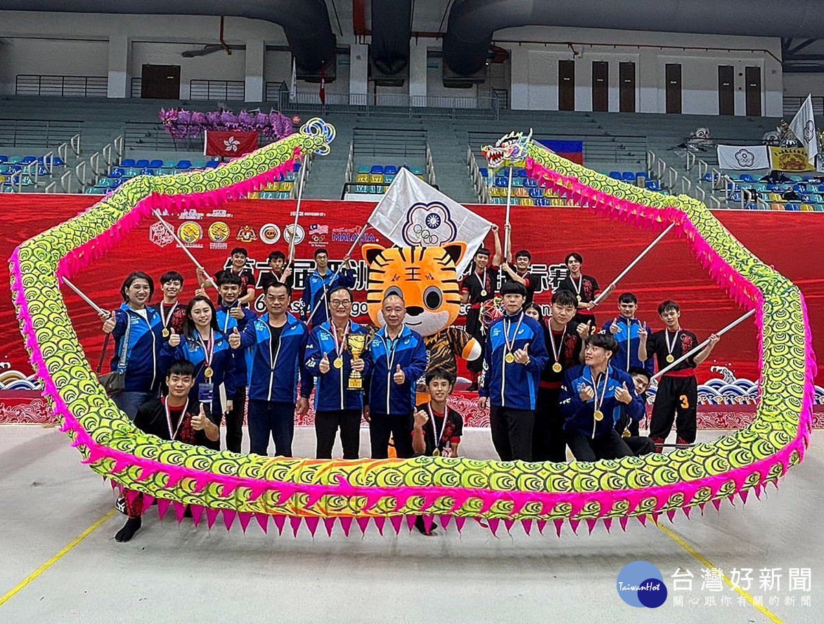 壽山巖國體舞龍隊參加第六屆亞洲龍獅錦標賽     在馬來西亞獲三項金牌