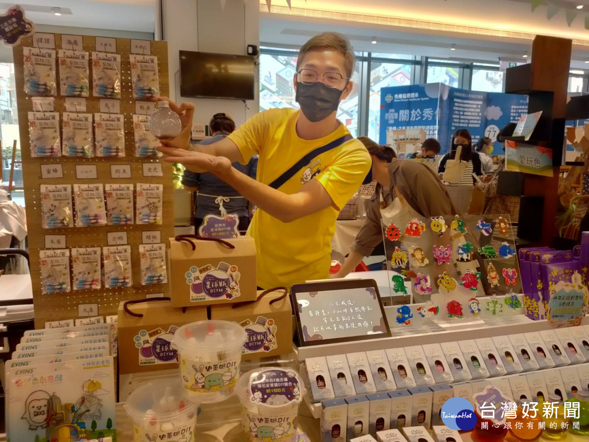 秀傳醫院今年成立醫町目康樂市集，好吃好逛又健康。圖／記者鄧富珍攝