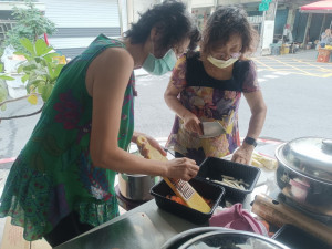 ▲高市府長青綜合服務中心委託高市職能治療師公會辦理「112年度高雄市社區照顧關懷據點-健促培力普拉斯方案」。
