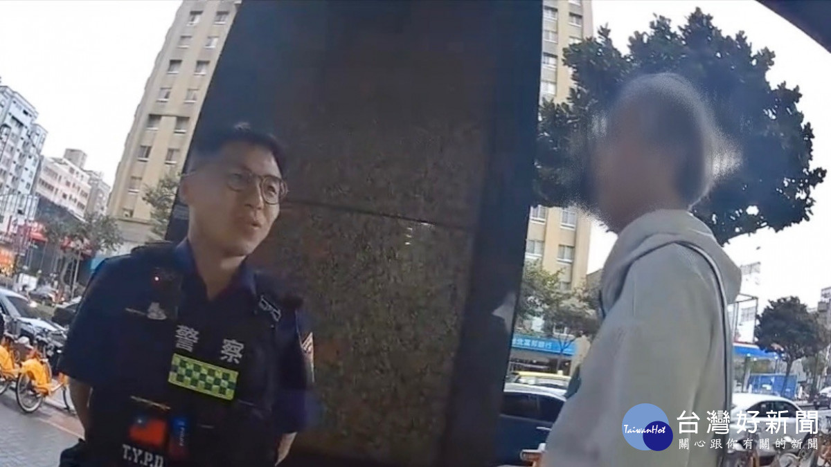 慌張男子忙亂操作ATM，龜山警秒識破是詐騙。