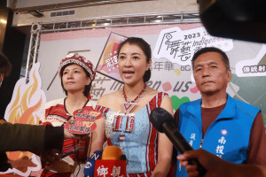 許淑華縣長宣布未來參與亞奧運奪牌獎金將翻倍鼓勵。（記者扶小萍攝）
