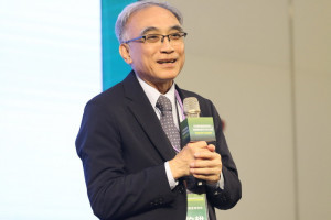 ▲園管局局長楊伯耕表示，今年組改後服務除更擴大外，並逐步深入各園區，充分瞭解區內廠商面臨之需求與發展問題，以及國際目前重要減碳及發展情勢。