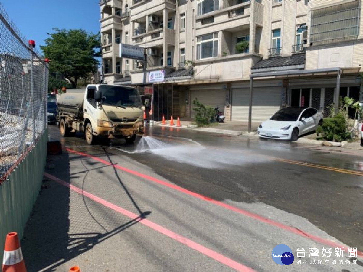 台灣西半部地區受到強烈東北季風挾帶大量境外污染影響，桃園市環保局啟動跨縣市聯合應變。