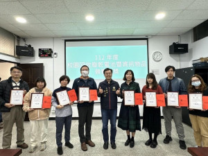 桃園市政府辦理「112年度校園廢乾電池暨資訊物品回收競賽」，成果相當豐碩。