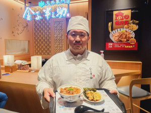 金子半之助推出豬、牛二款燒肉新品，並搭配優惠活動吸引消費者。
