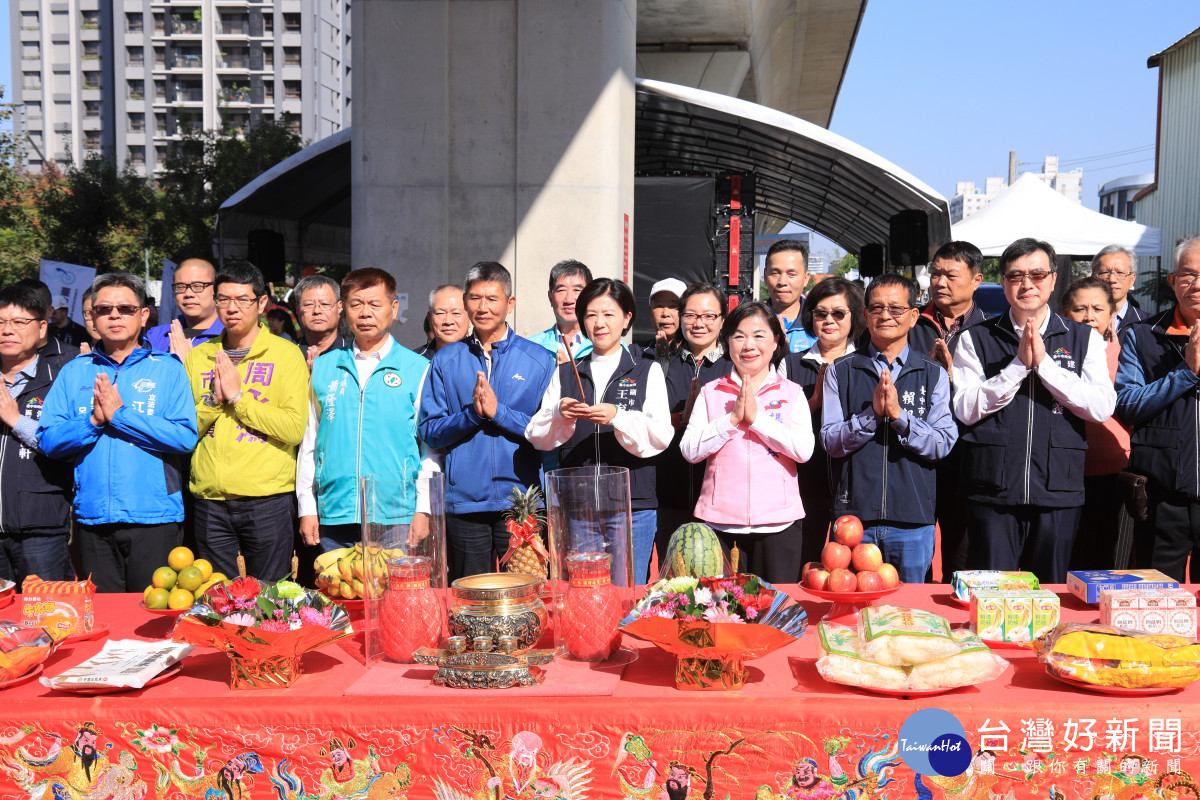 潭子環中東路自行車跨橋開工祈福典禮。