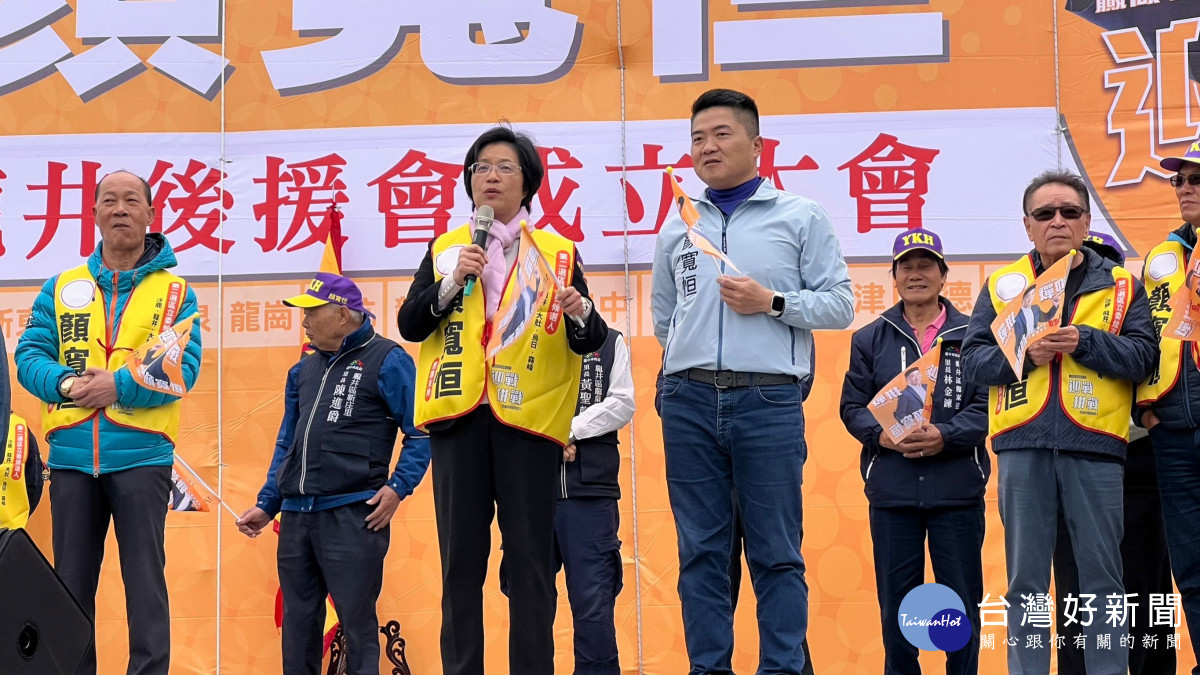 彰化縣長王惠美跨縣市到台中助選顏寬恒。