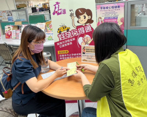 ▲高雄孕婦產檢乘車券延長使用至寶寶六個月。
