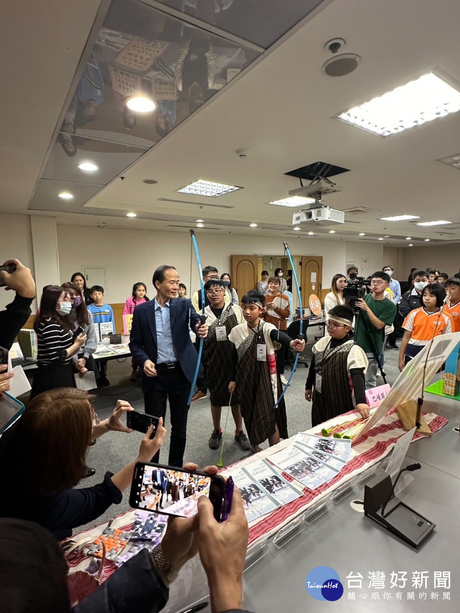 「桃」李書香閱讀多       「園」奇幻體驗學習Fun寒假