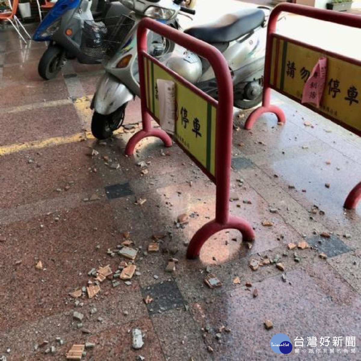 寒流發威大樓外牆磁磚要注意，桃建管處加強巡查。<br />
