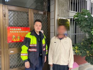 西螺警分局油車永定所員警協助申請就學補助金／西螺警分局提供