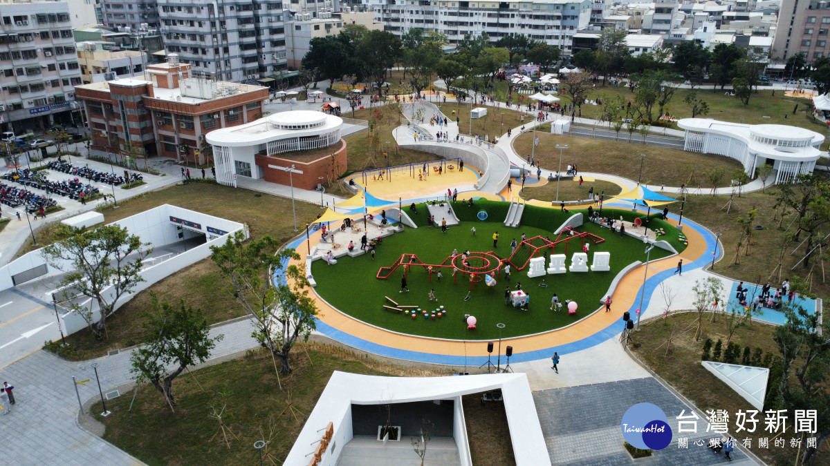 延平公園地下停車場正式啟用，即日起免費試營運到2月底。