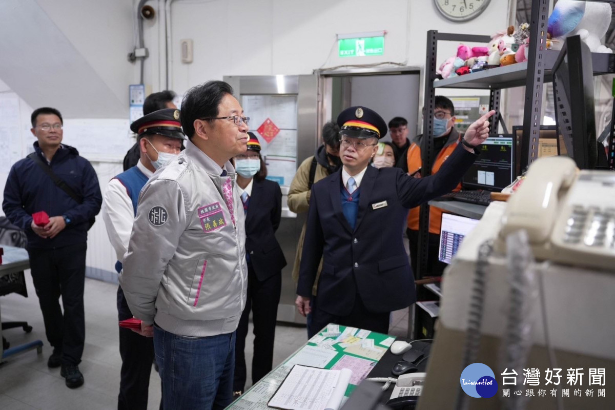 市長關心台鐵中壢站輸運情形。<br />
<br />
