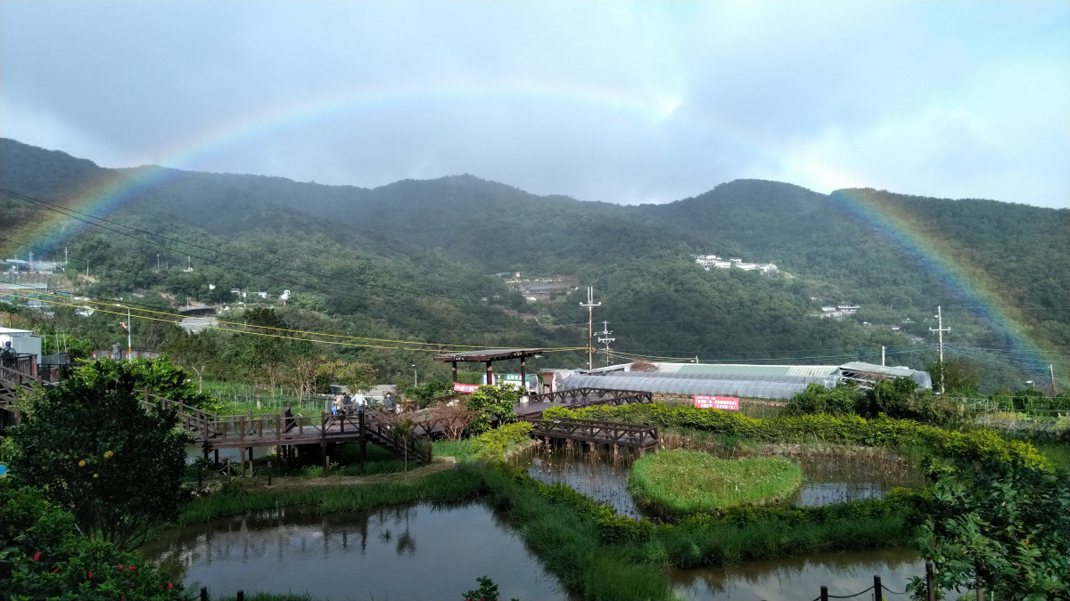 白石湖休閒農業區-同心池彩虹圈谷（圖／北市產發局提供）