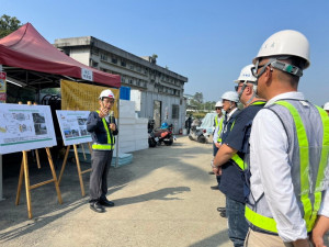 ▲副市長林欽榮視察翠華路拓寬工程。