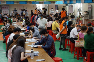 ▲現求職市場花樣百出，高市府表示耍花招最高可罰雇主30萬。