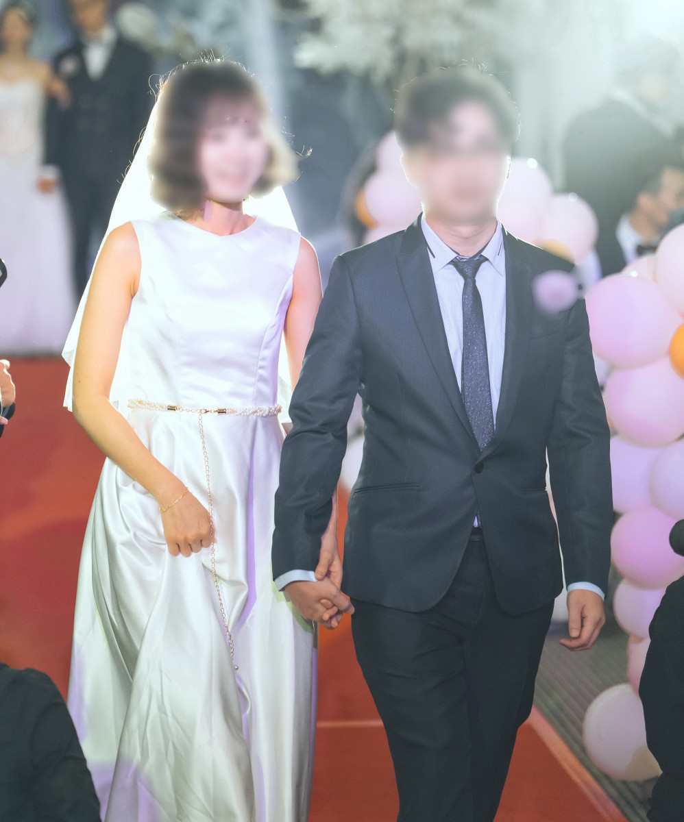 雙胞胎兄弟早婚可接班,他要找速食愛情。