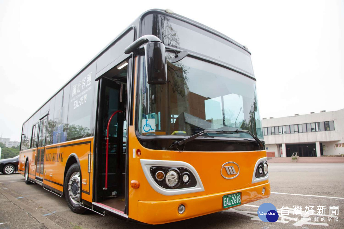 竹市 「先導公車」由國光客運取得路線經營權，將採購10輛電動公車投入經營。