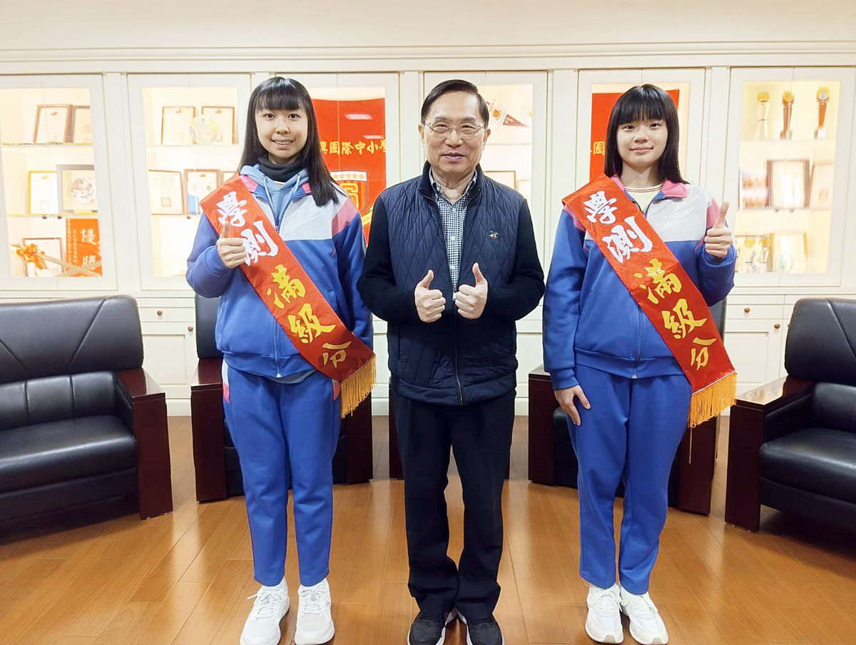 新興高中大學學測再傳佳績     二人滿級分桃園公私立第二、私校第一