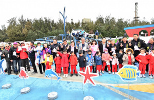 彰化縣第一座水岸遊憩公園，嬉濱海豚公園竣工啟用。圖／記者鄧富珍攝